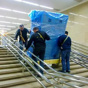 Транспортировка торгового оборудования с грузчиками Газель для перевозки торгового оборудования по Щелково и области